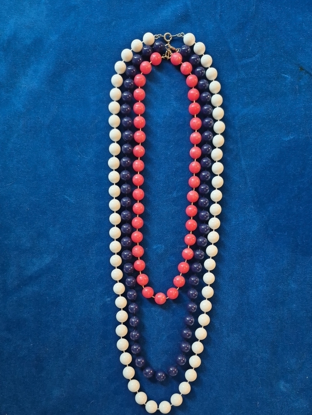 Three Bead Necklace in Coral, Navy & White
